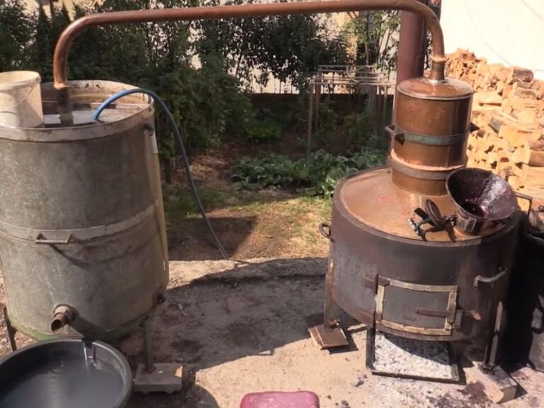 prikaz pečenja rakije od kruške